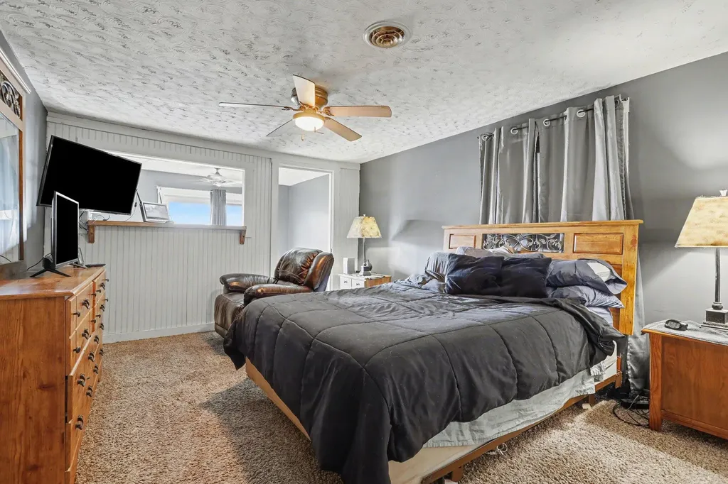 28573 Maystead Road Burr Oak Township MI 49091