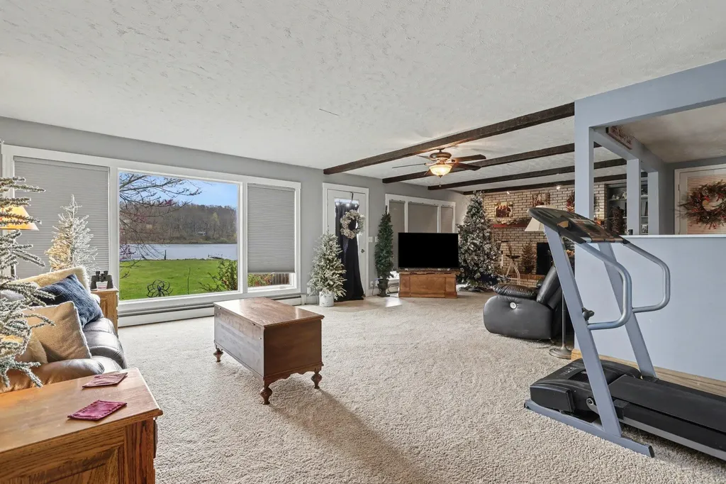 28573 Maystead Road Burr Oak Township MI 49091