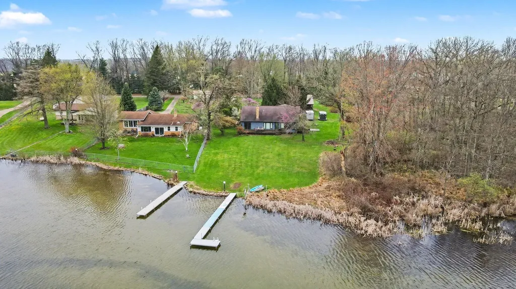 28573 Maystead Road Burr Oak Township MI 49091
