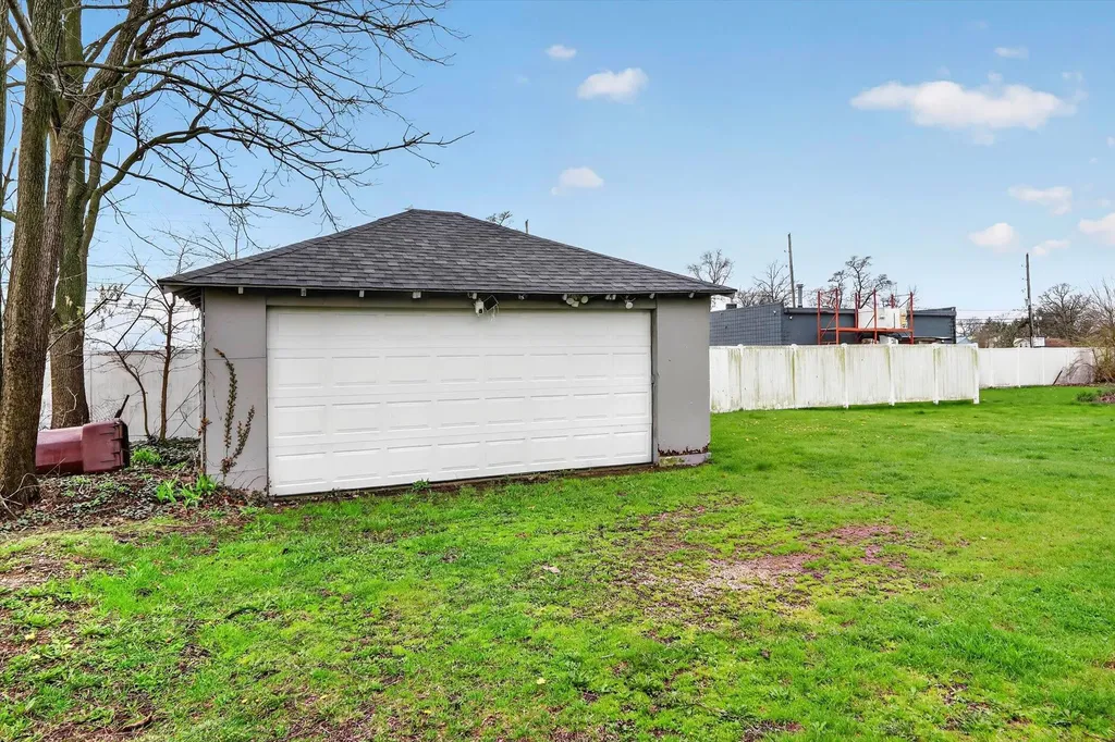 359 Lakeview Avenue Battle Creek City MI 49015