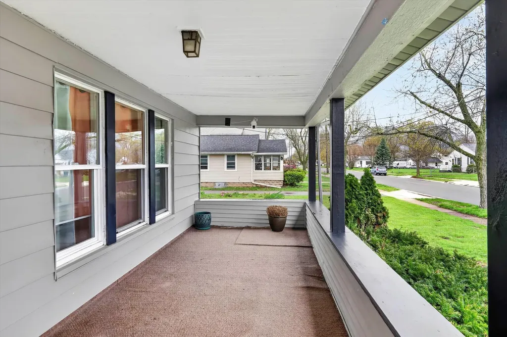 359 Lakeview Avenue Battle Creek City MI 49015