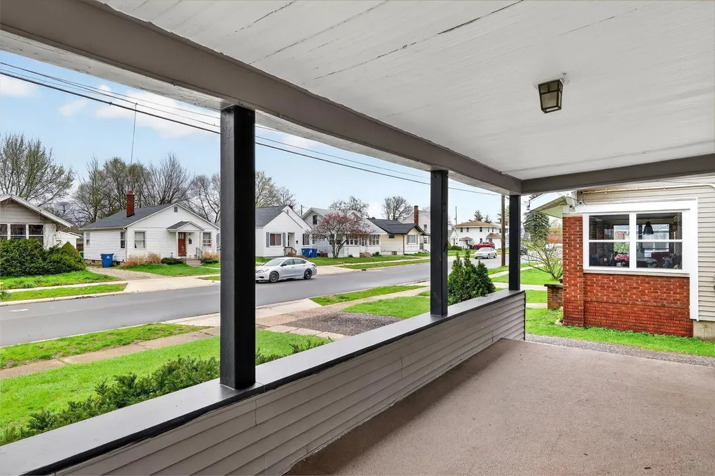 359 Lakeview Avenue Battle Creek City MI 49015