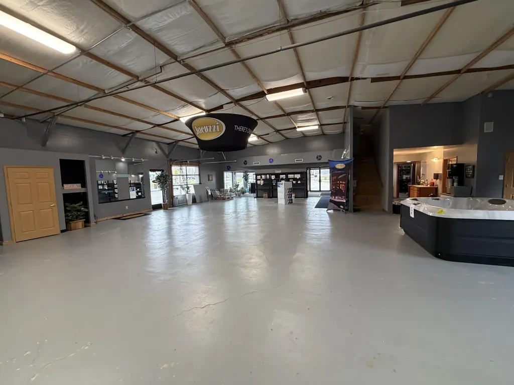 13240 N Us 131 Highway Schoolcraft Township MI 49087