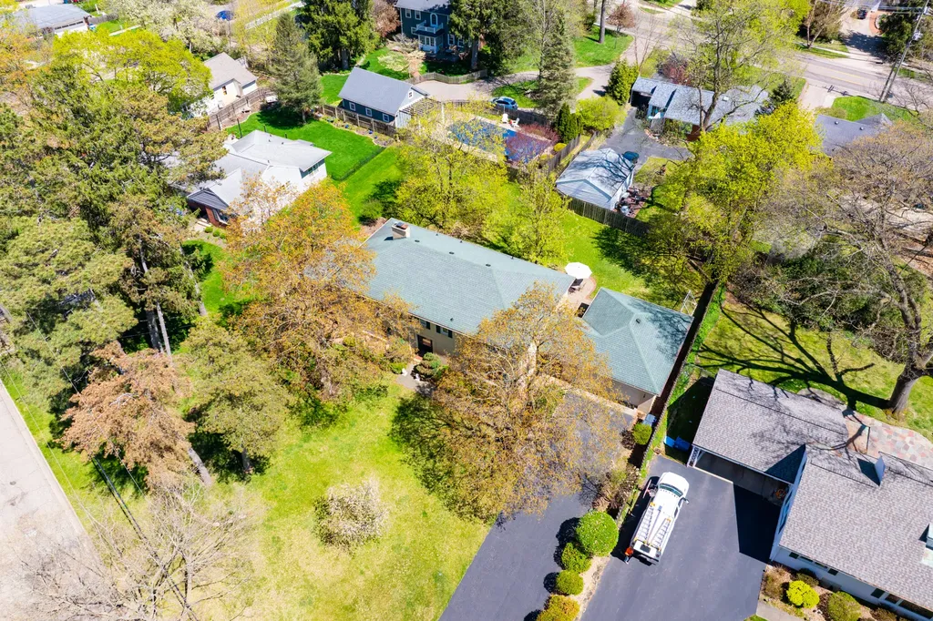 2421 Waite Avenue Kalamazoo City MI 49008