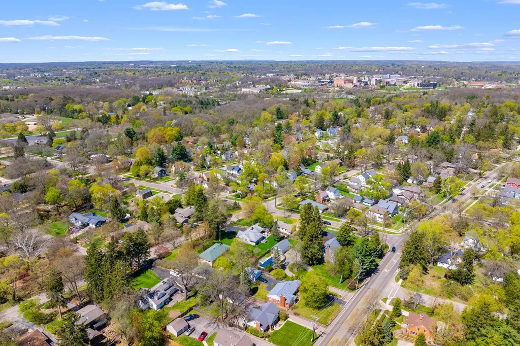 2421 Waite Avenue Kalamazoo City MI 49008