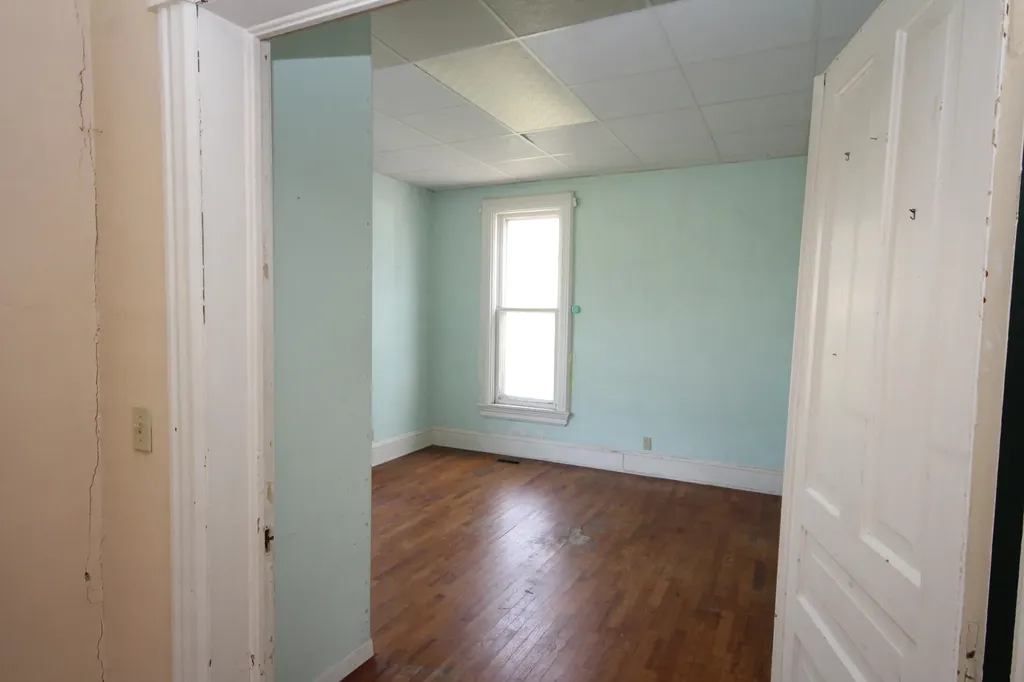 304 E Prairie Street Vicksburg Village MI 49097