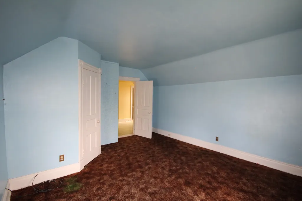304 E Prairie Street Vicksburg Village MI 49097