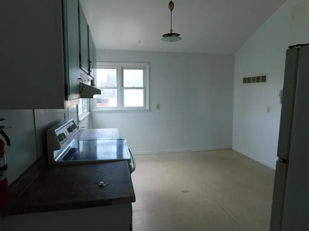 930 Cottage Avenue Kalamazoo City MI 49001