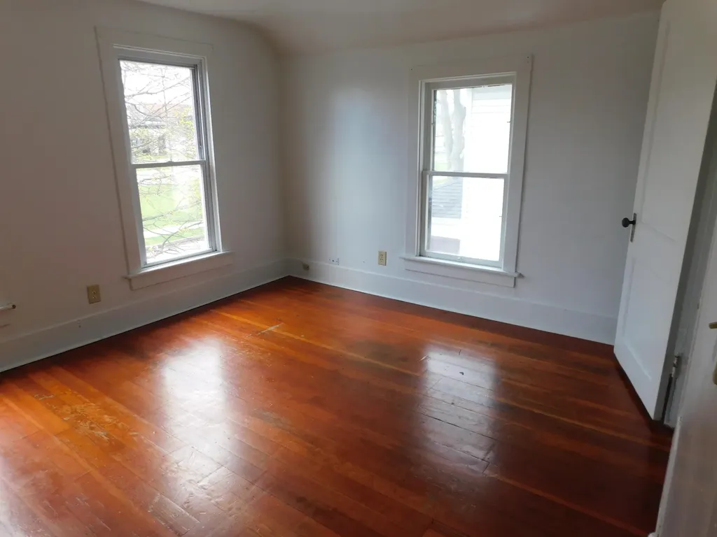 930 Cottage Avenue Kalamazoo City MI 49001