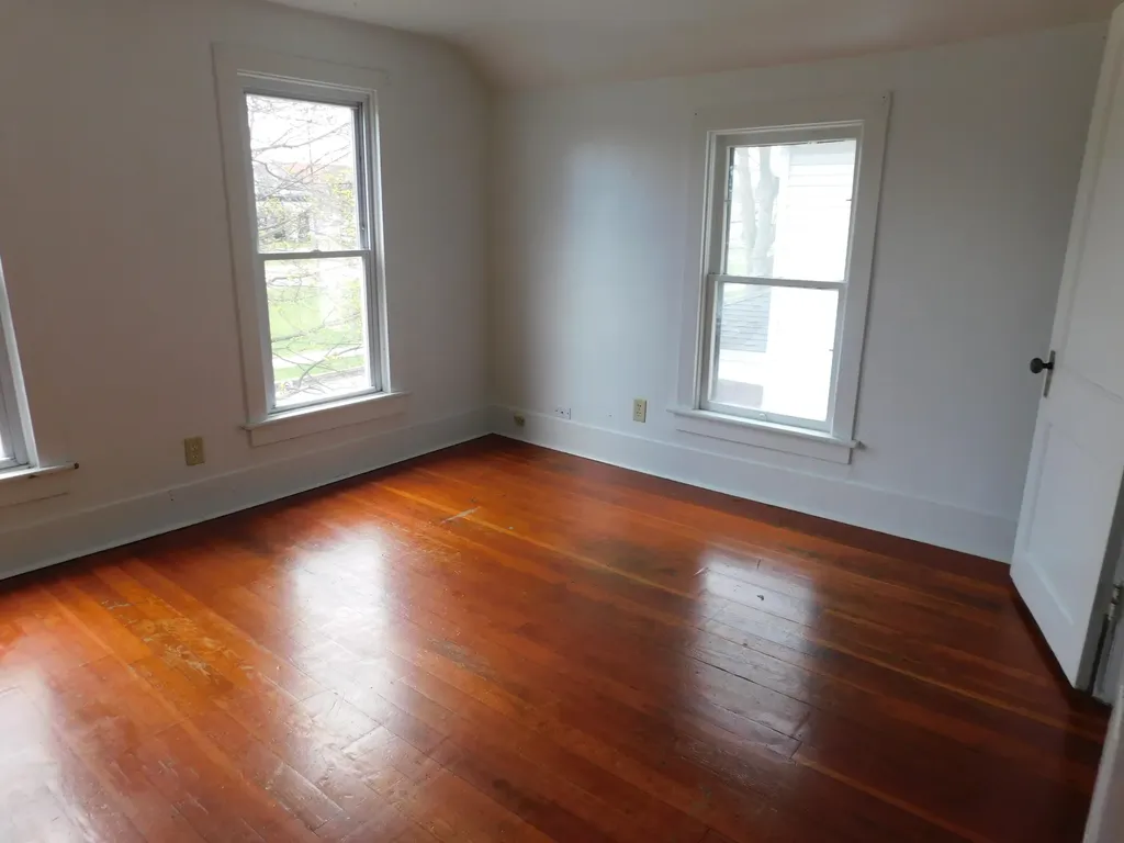 930 Cottage Avenue Kalamazoo City MI 49001