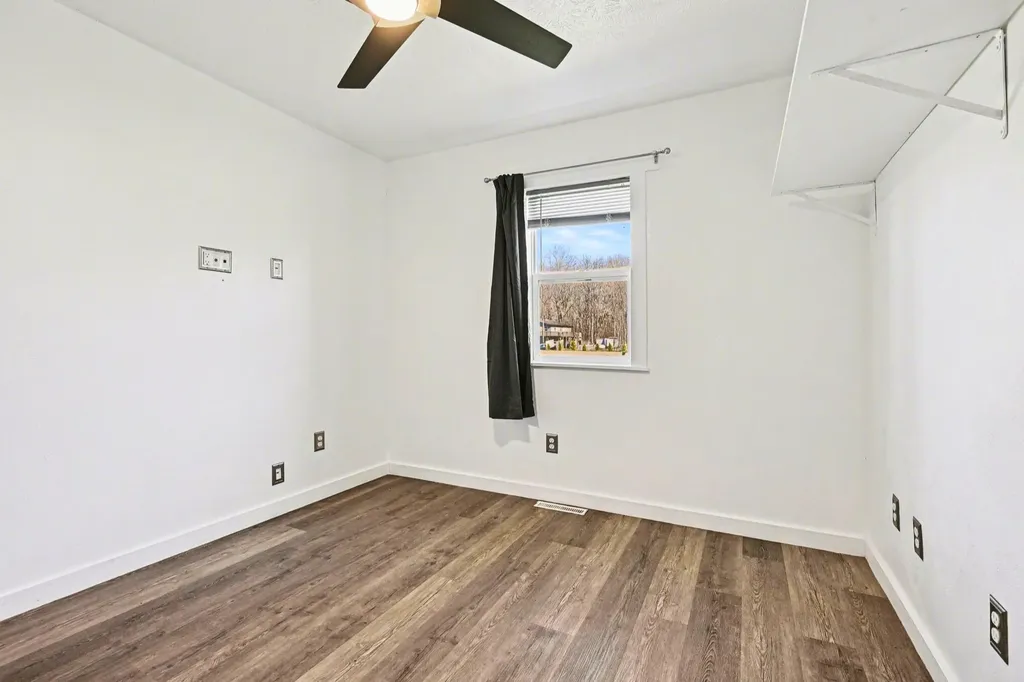 25765 M-43 Almena Township MI 49071