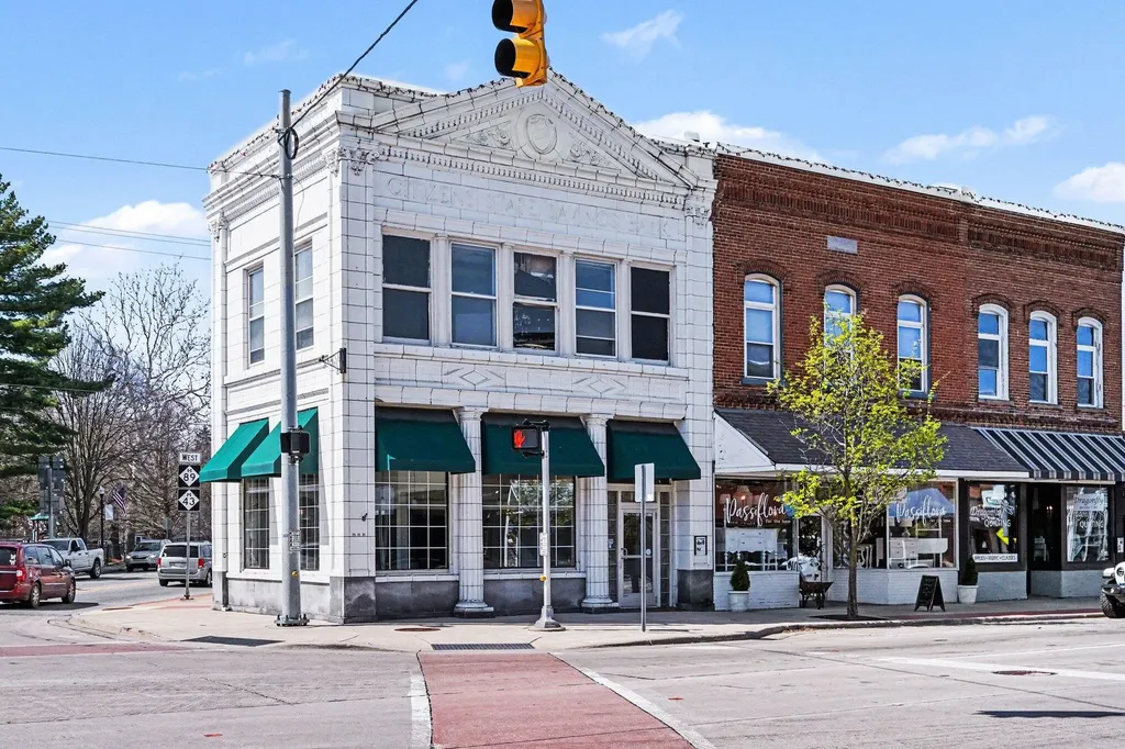 111 N Main Street Plainwell City MI 49080