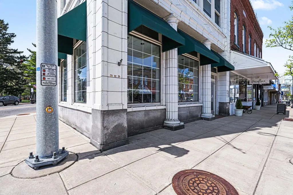 111 N Main Street Plainwell City MI 49080