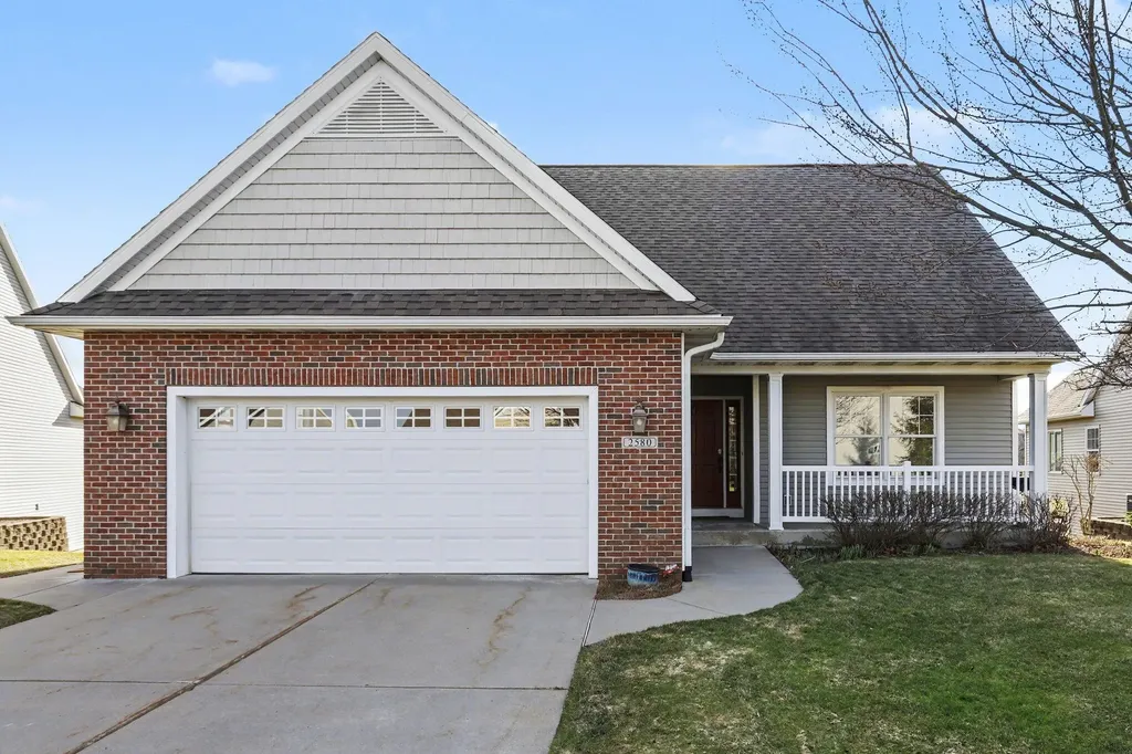 2580 West Port Drive Oshtemo Charter Township MI 49009