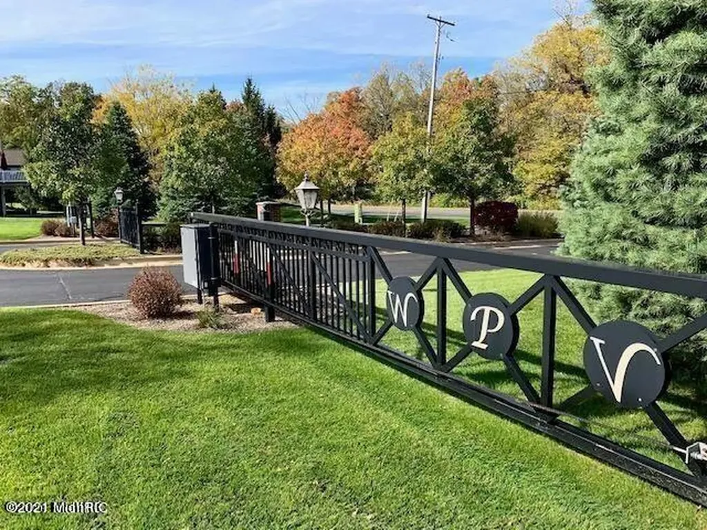 2580 West Port Drive Oshtemo Charter Township MI 49009
