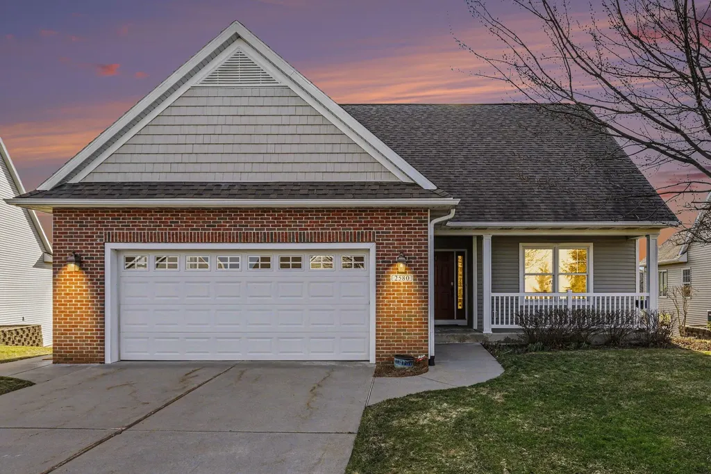 2580 West Port Drive Oshtemo Charter Township MI 49009