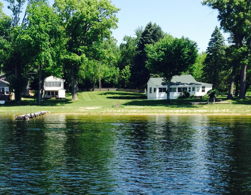 59388 41st Street Paw Paw Township MI 49079