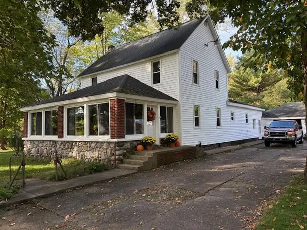 59388 41st Street Paw Paw Township MI 49079