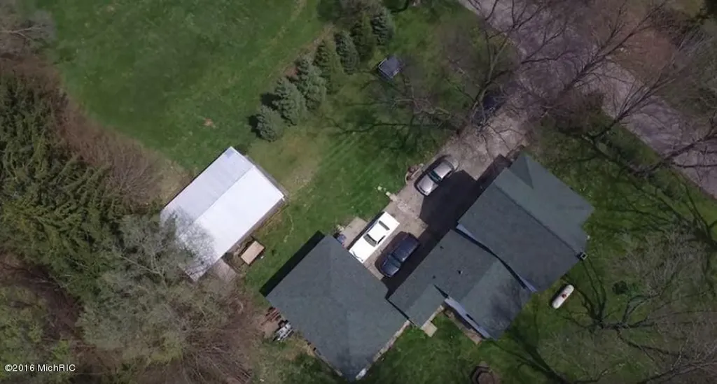 59388 41st Street Paw Paw Township MI 49079
