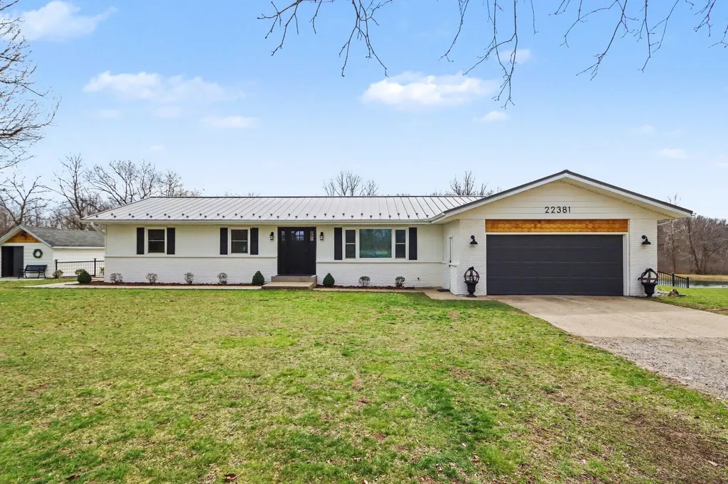 22381 N Angling Road Nottawa Township MI 49032