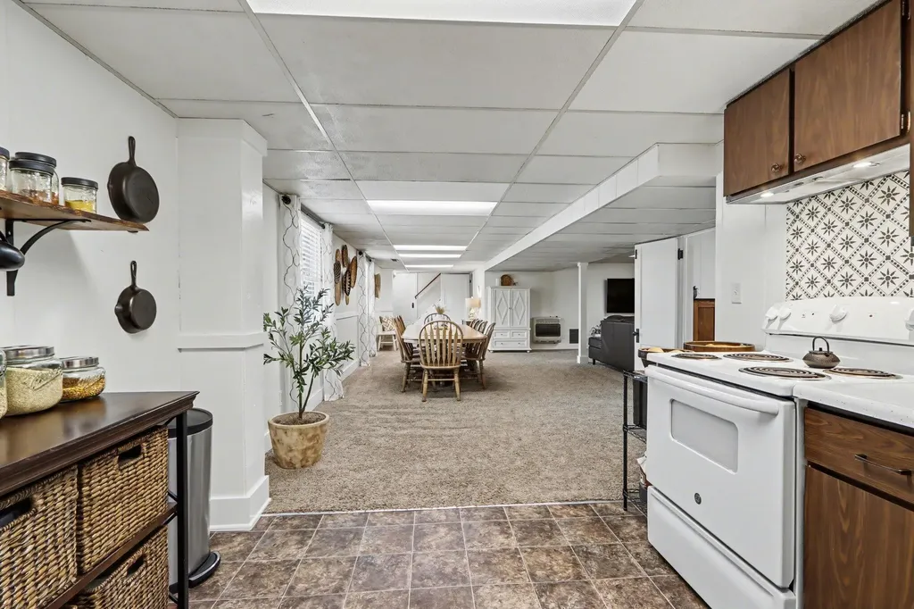 22381 N Angling Road Nottawa Township MI 49032
