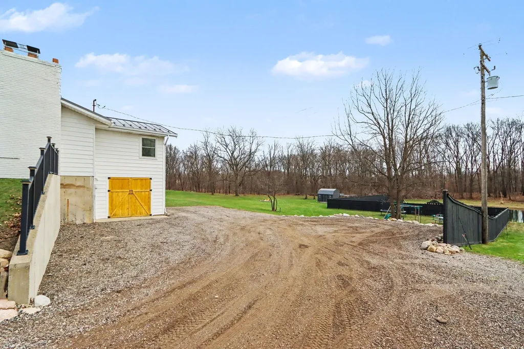 22381 N Angling Road Nottawa Township MI 49032