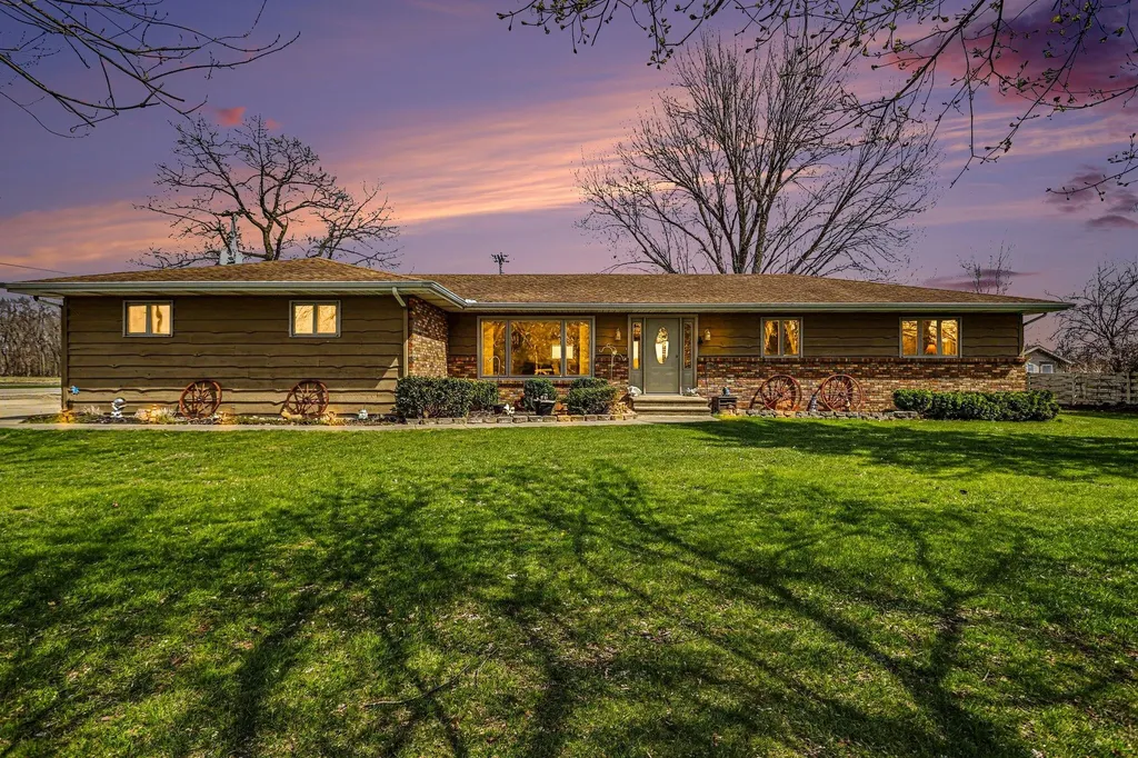 55019 N Fisher Lake Road Park Township MI 49093