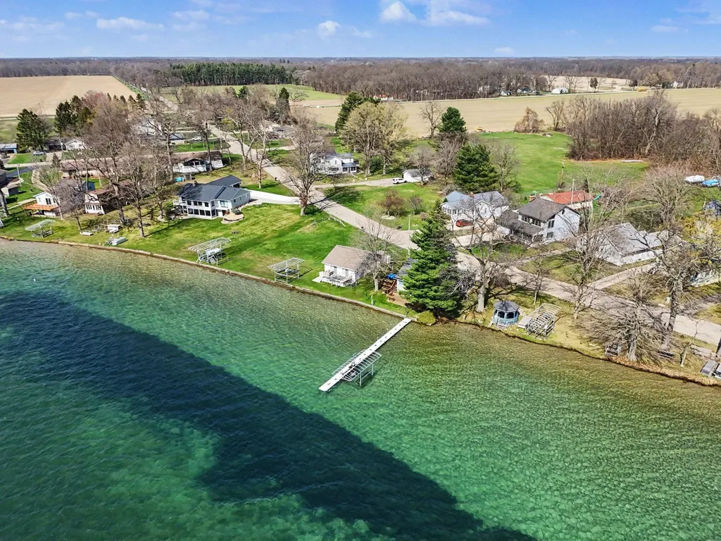55019 N Fisher Lake Road Park Township MI 49093