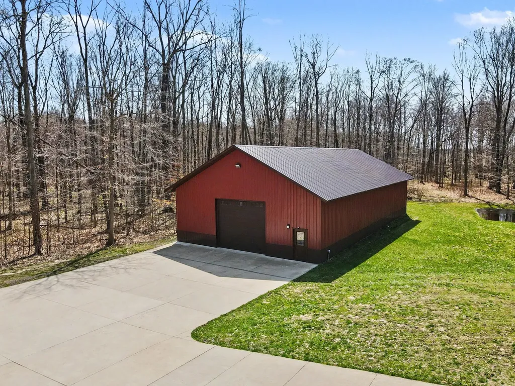 52755 M 43 Arlington Township MI 49013