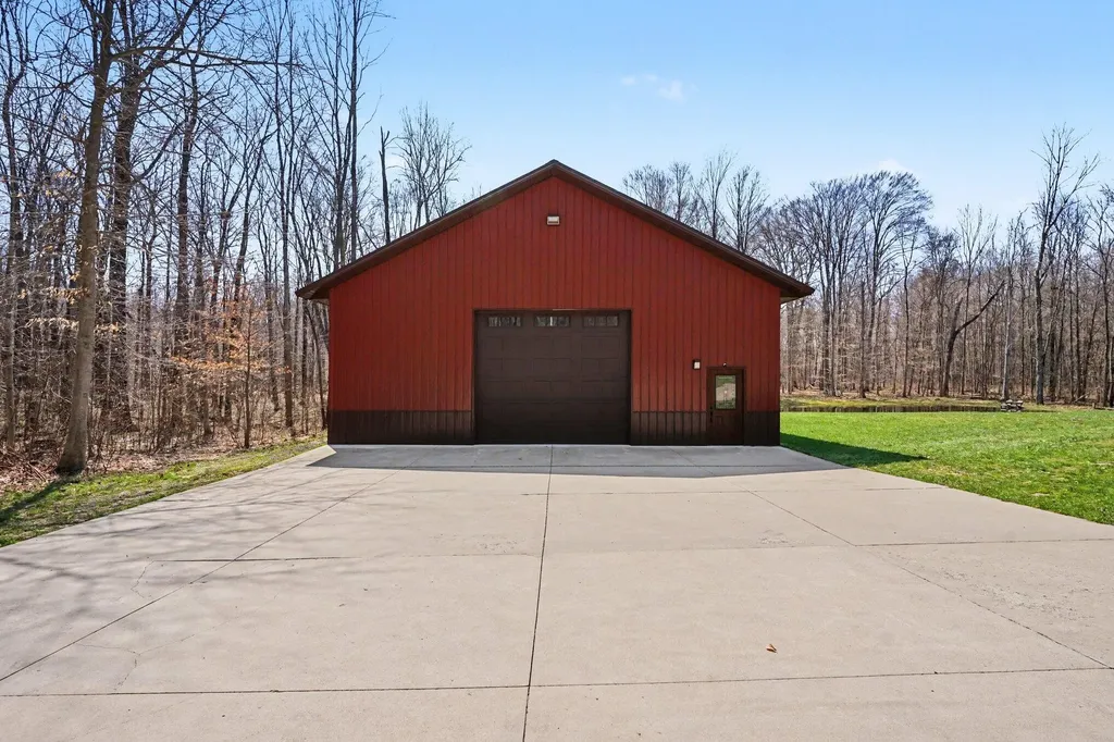 52755 M 43 Arlington Township MI 49013