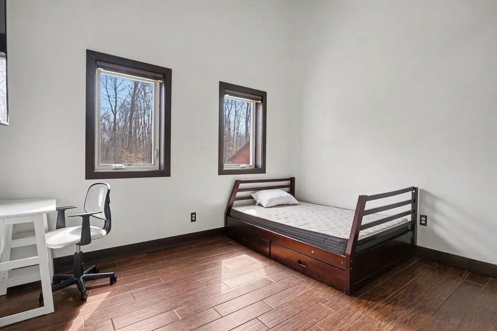 52755 M 43 Arlington Township MI 49013