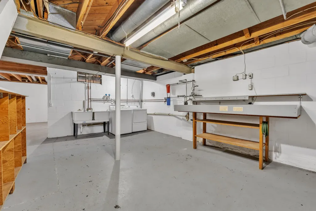 918 Nichols Road Kalamazoo Charter Township MI 49006