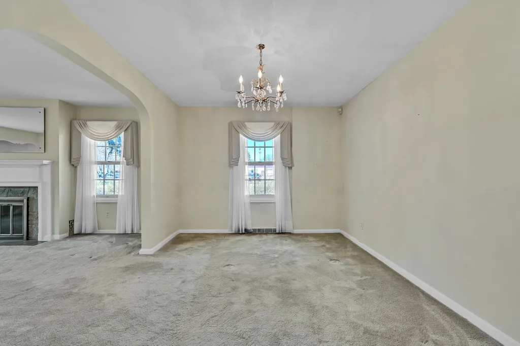 918 Nichols Road Kalamazoo Charter Township MI 49006
