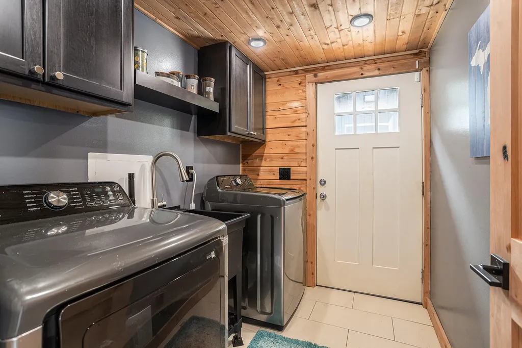 12349 N Sherman Lake Drive Ross Township MI 49012