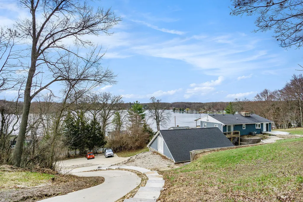 12349 N Sherman Lake Drive Ross Township MI 49012