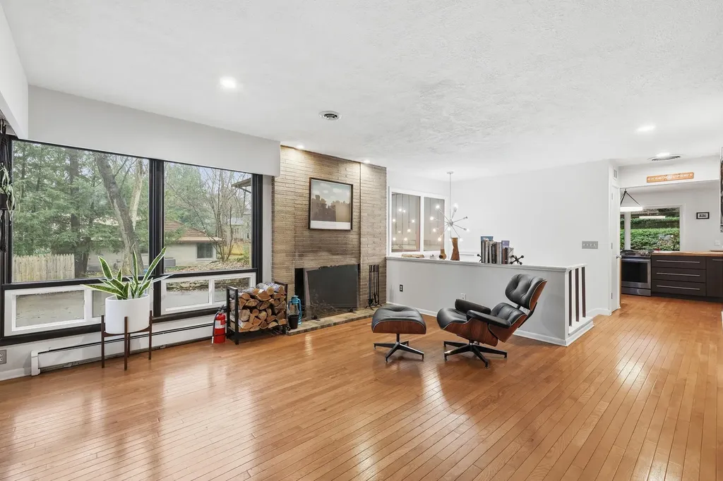 2146 Treehaven Drive Kalamazoo City MI 49008