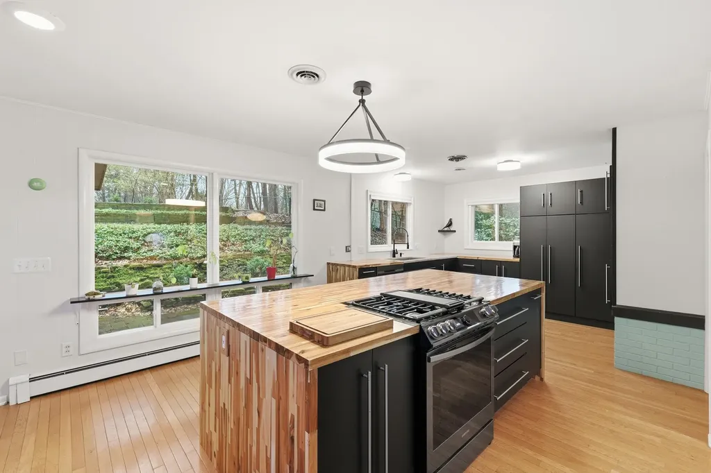 2146 Treehaven Drive Kalamazoo City MI 49008