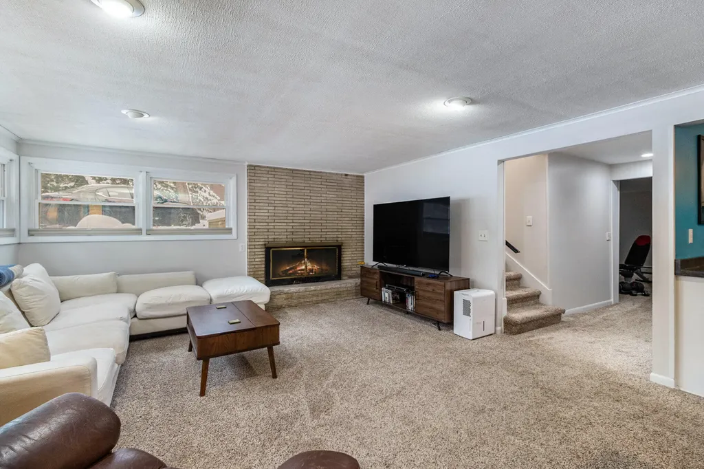 2146 Treehaven Drive Kalamazoo City MI 49008