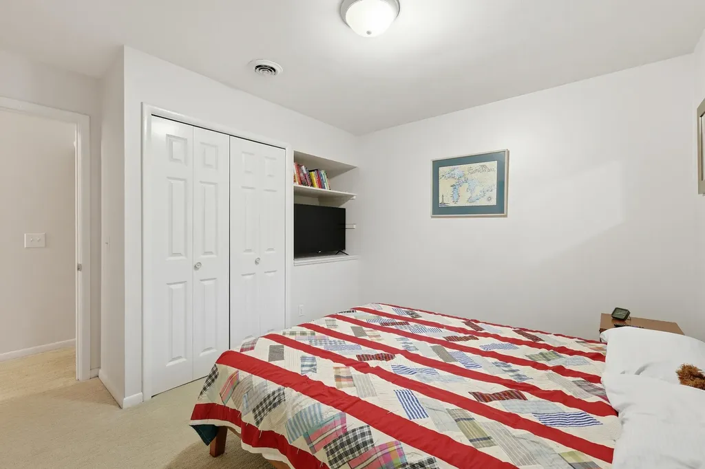 2146 Treehaven Drive Kalamazoo City MI 49008
