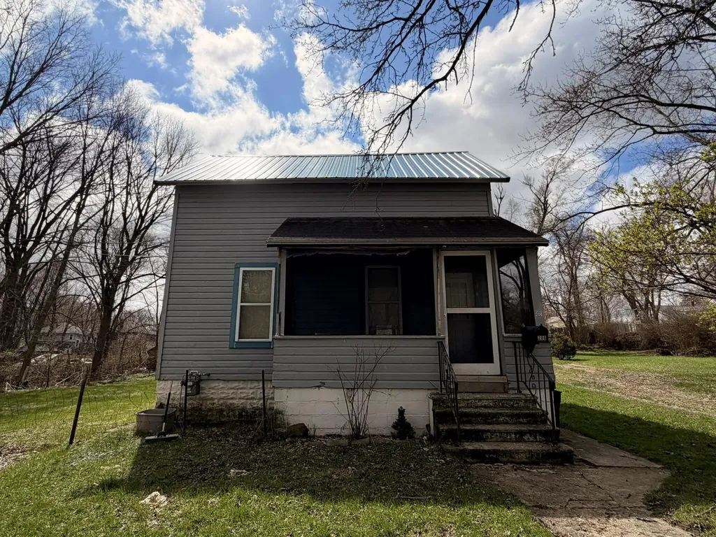 208 E Emerson Street Kalamazoo City MI 49001