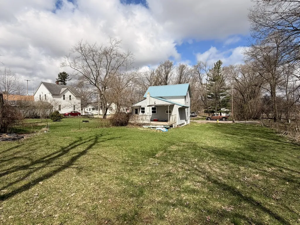 208 E Emerson Street Kalamazoo City MI 49001