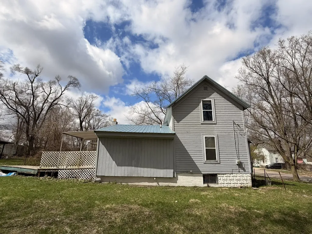 208 E Emerson Street Kalamazoo City MI 49001