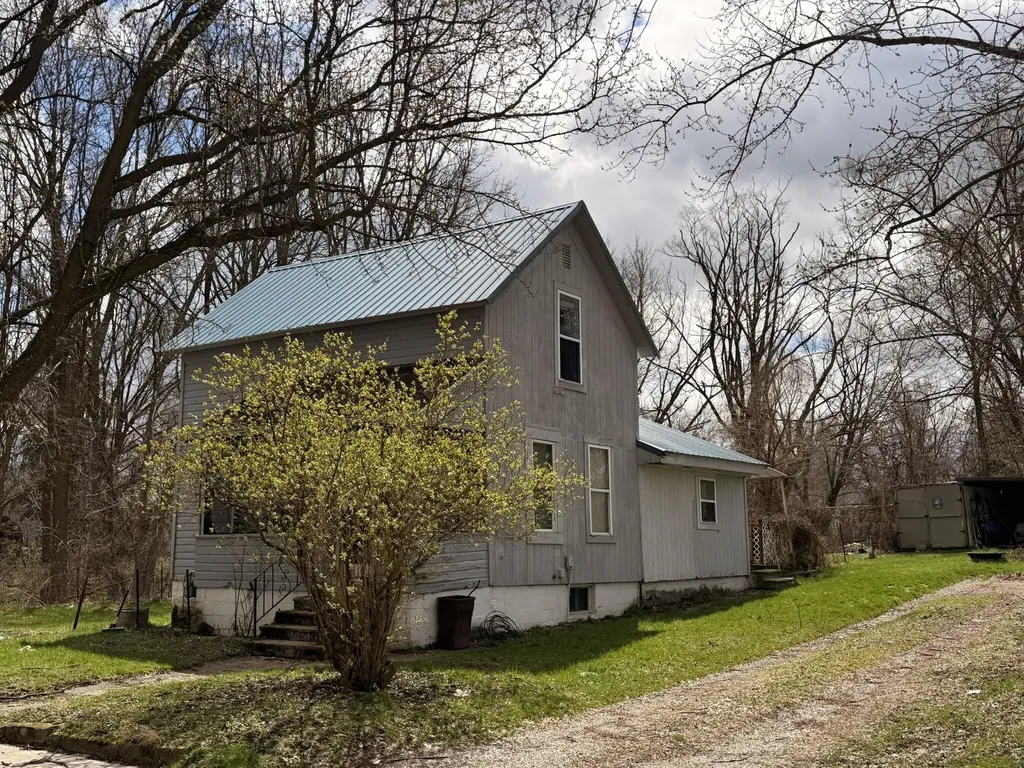 208 E Emerson Street Kalamazoo City MI 49001