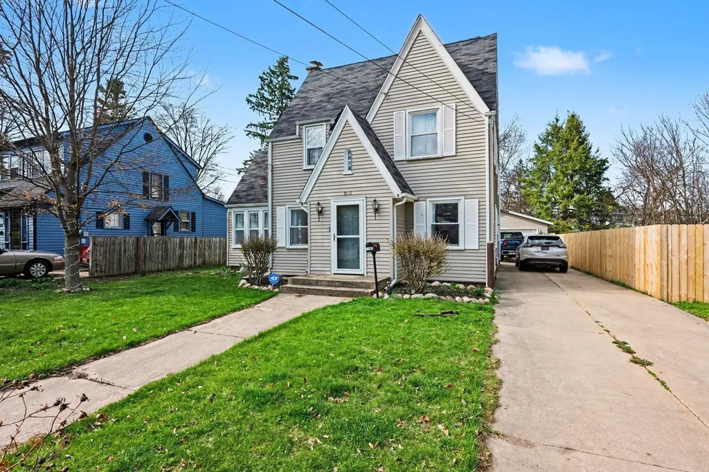 1103 Vassar Drive Kalamazoo City MI 49001