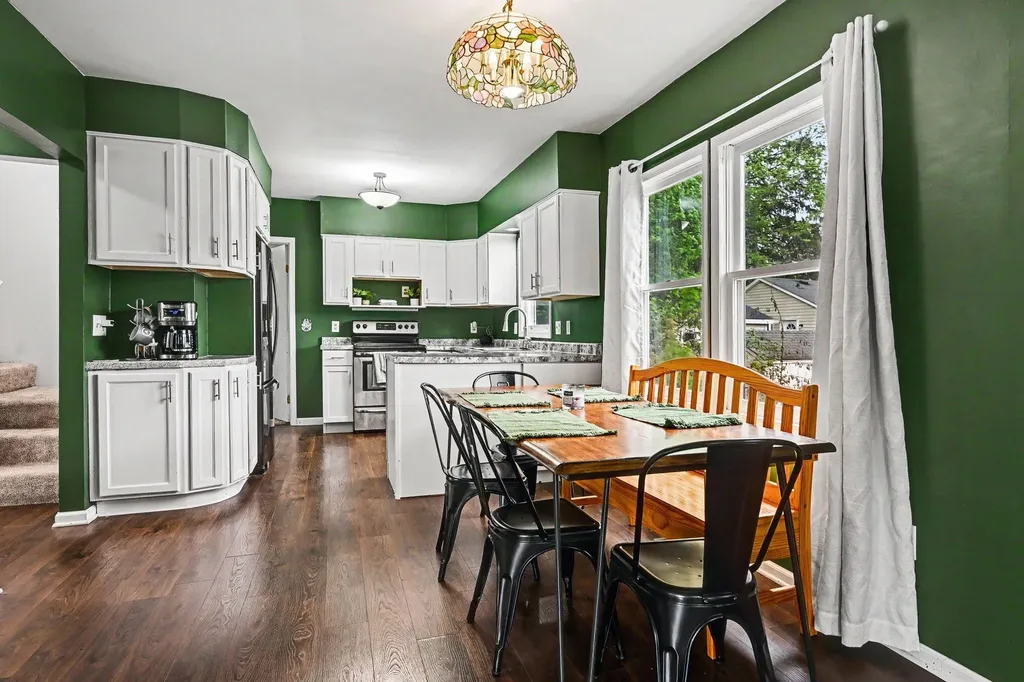 18 Blanche Avenue Kalamazoo City MI 49001