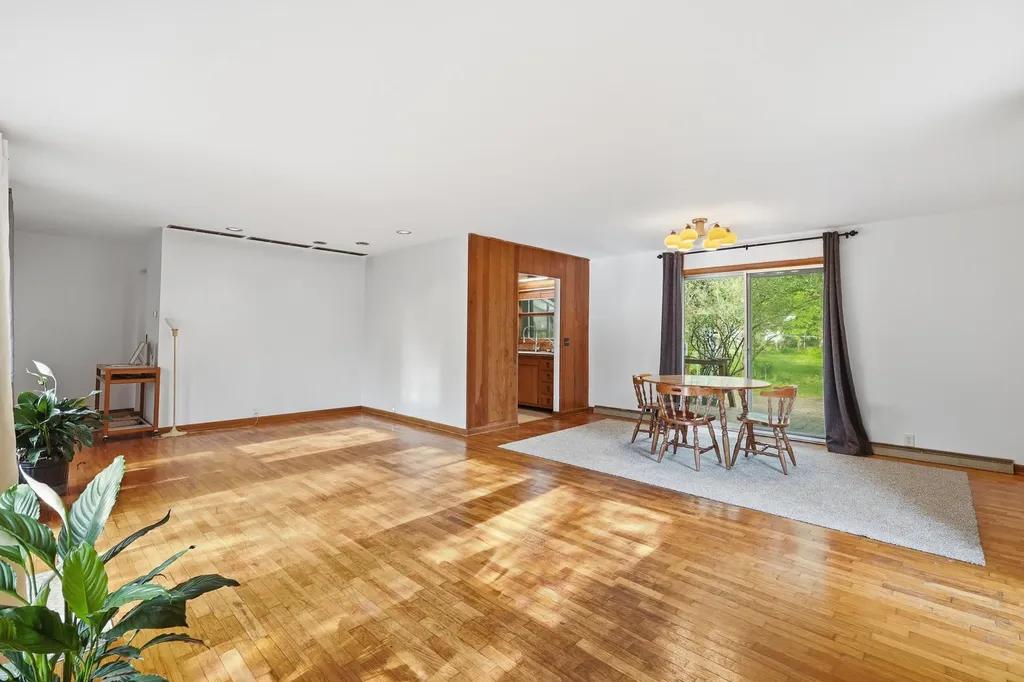 733 N Dartmouth Street Kalamazoo Charter Township MI 49006