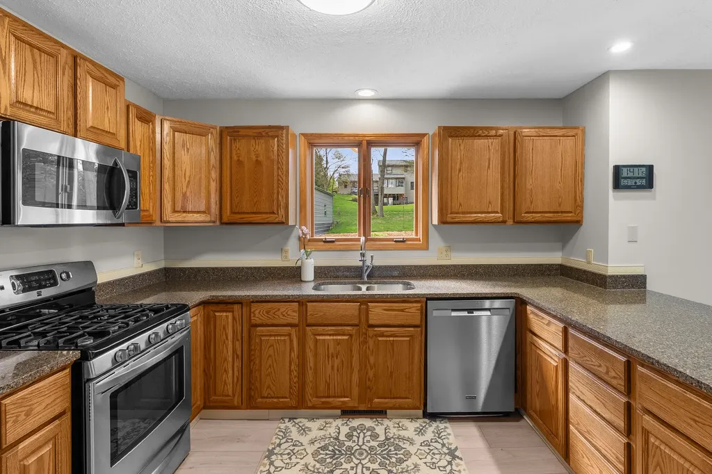 22115 Indian Hill Antwerp Township MI 49071