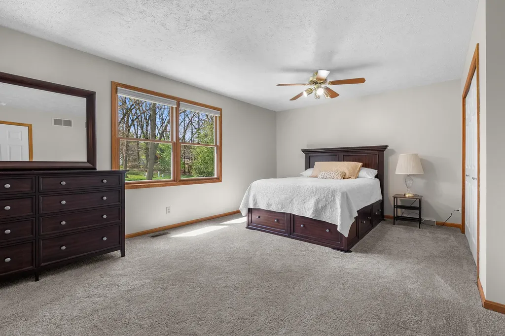22115 Indian Hill Antwerp Township MI 49071