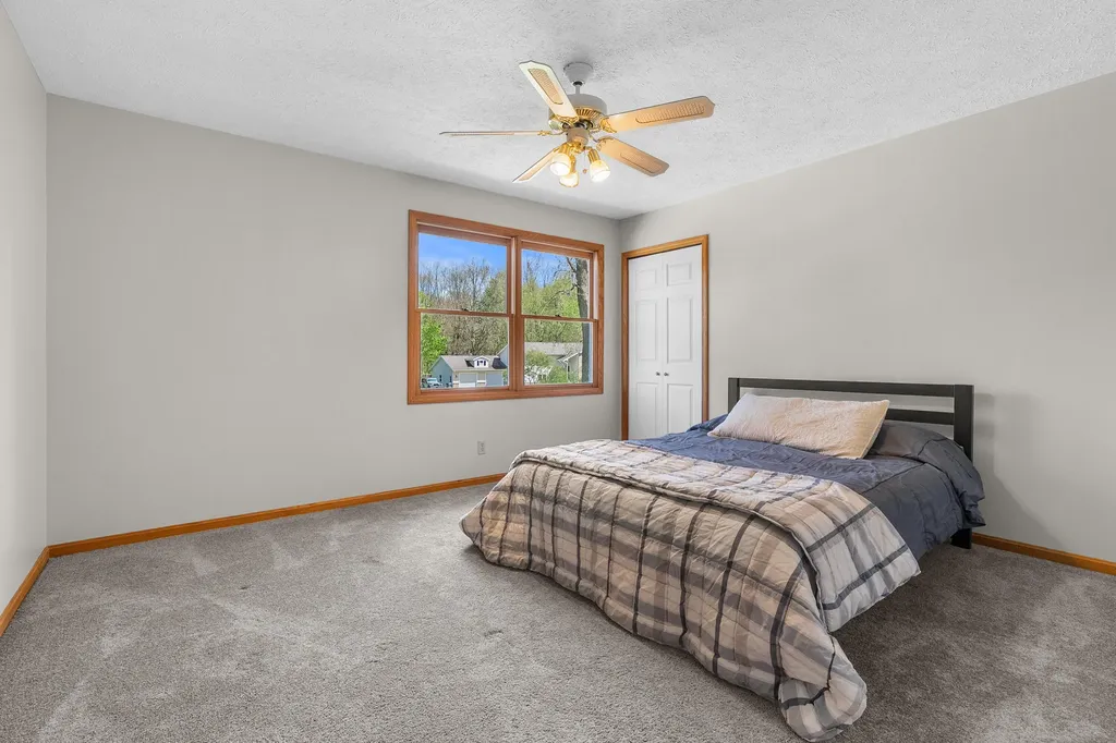 22115 Indian Hill Antwerp Township MI 49071