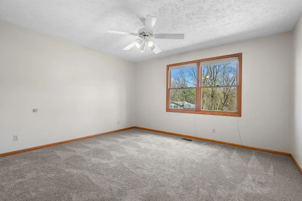 22115 Indian Hill Antwerp Township MI 49071
